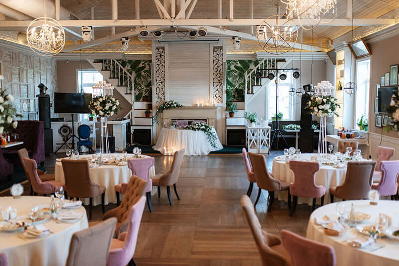 How to Plan a Stress-Free Party in Riverside with Local Rental Services