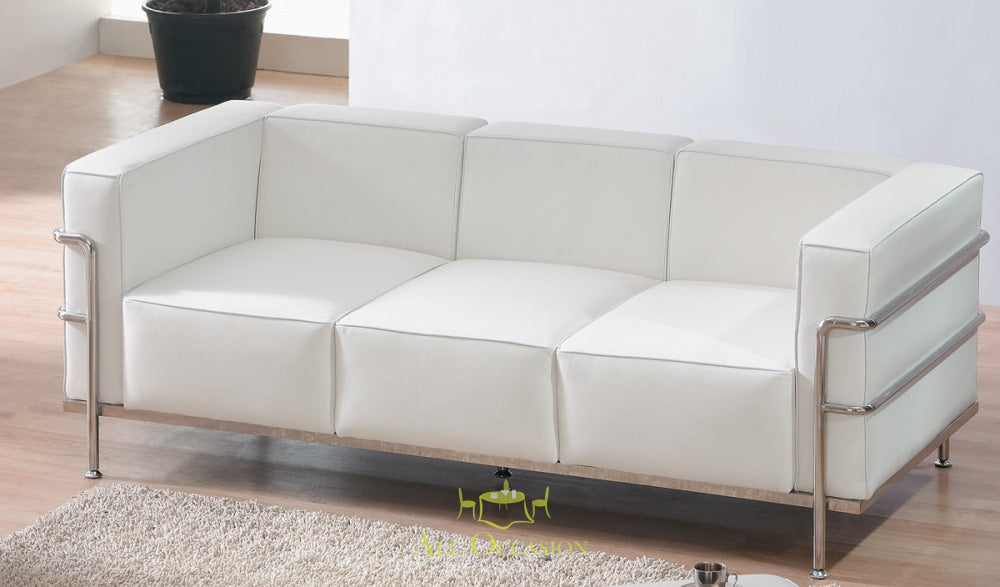 Le Corbusier Style Elegant White Leather Sofa.